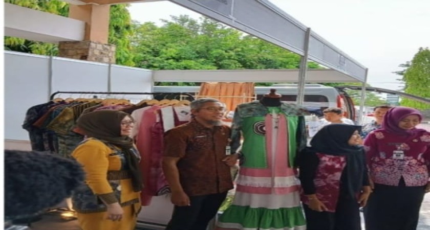 Pameran Produk Usaha Mandiri SMKN 3 Magelang di Donohudan