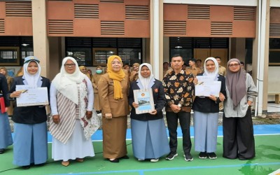 PELEPASAN SISWA KELAS XII TAHUN AJARAN 2023/ 2024