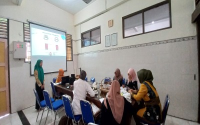 PRESENTASI LOMBA DESAIN SERAGAM TK AL KAUTSAR TEMANGGUNG